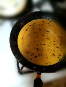 Ayanna Coleman showed the group the early stages of her mac and cheese sauce.