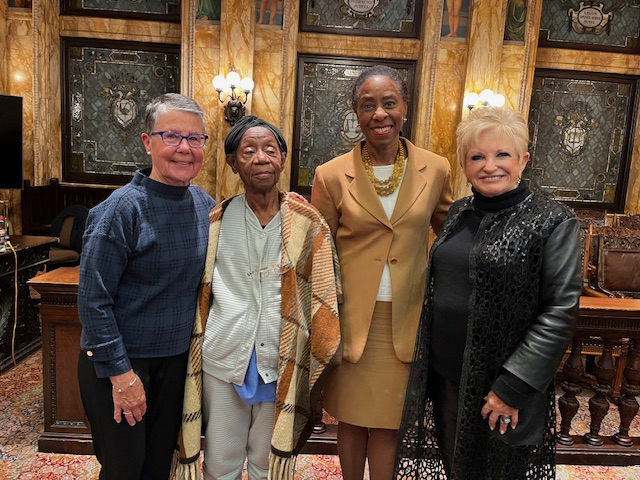 Laura J. Kennedy, Willie Mae Goodman, Presiding Justice Dianne Renwick, and Victoris Schneps